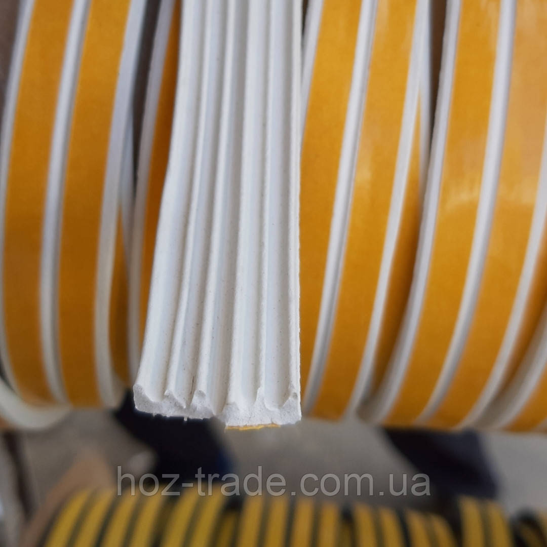 Ущільнювач самоклейний Sanok Е-профіль 9×4 мм (білий) бухта 150 метрів