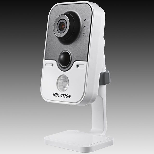 IP-камера Hikvision DS-2CD2432F-IW