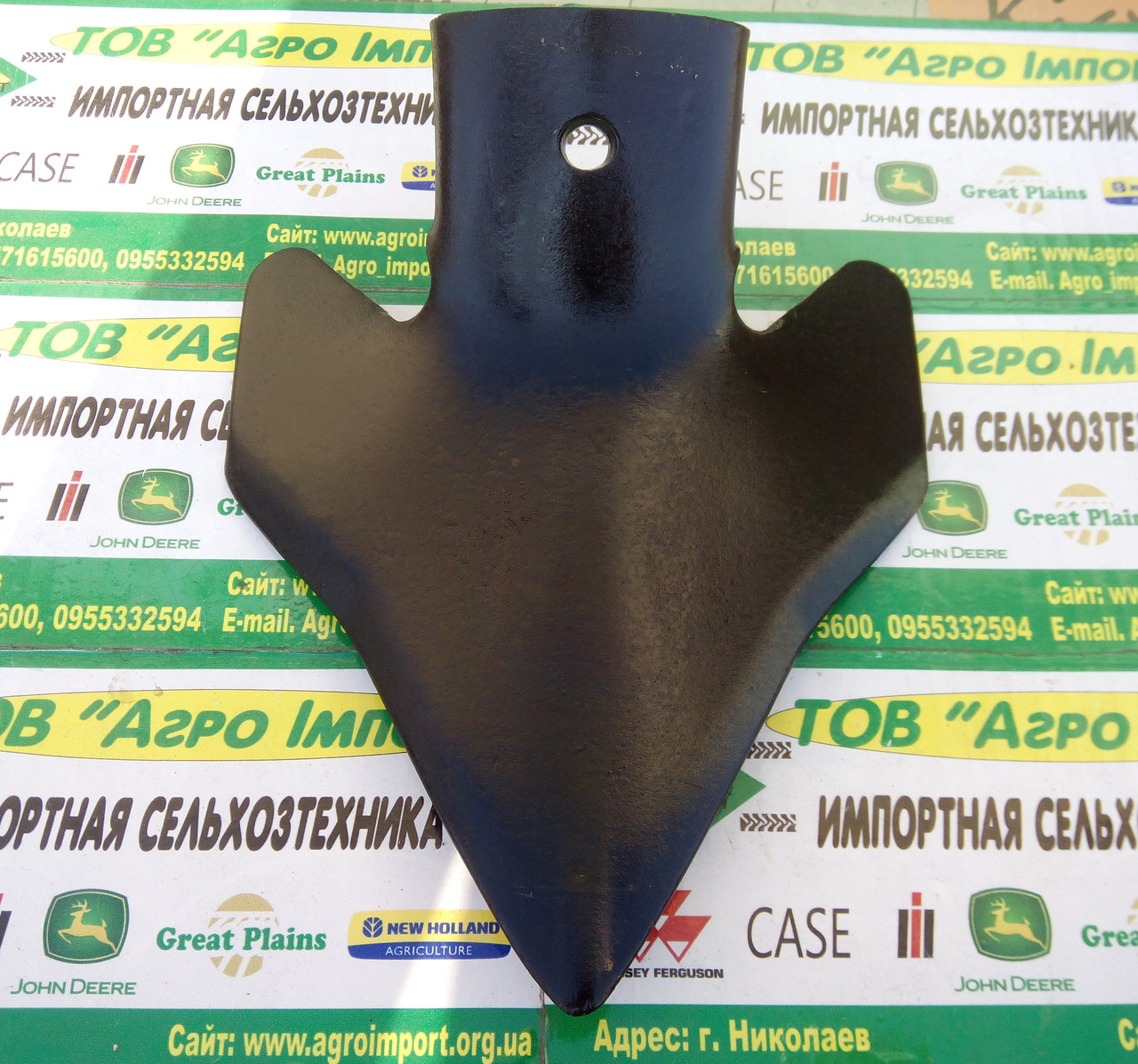 Лапа культиваторна швидкознімна S85-0537 Terminator II Hammer-Lock Sweep бу 185 mm