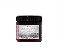 Розовый кондиционер Davines Alchemic Creative Conditioner Pink 250 мл