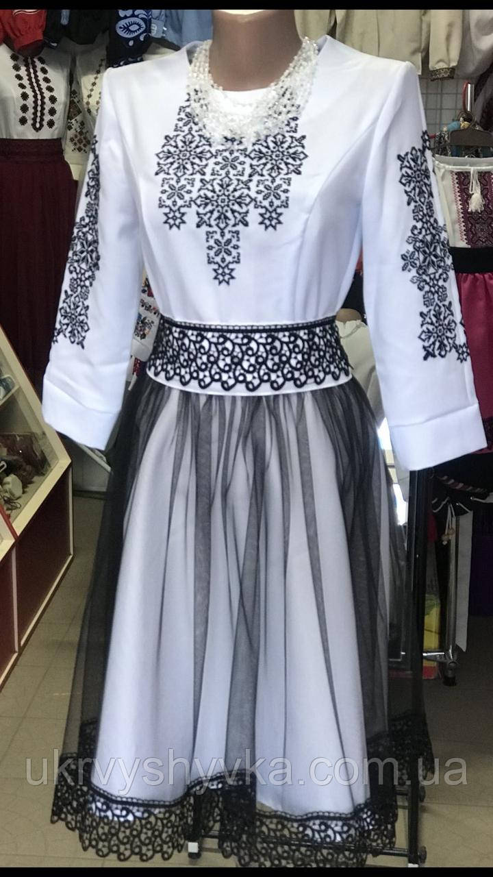 Плаття з вишивкою "Соломія"