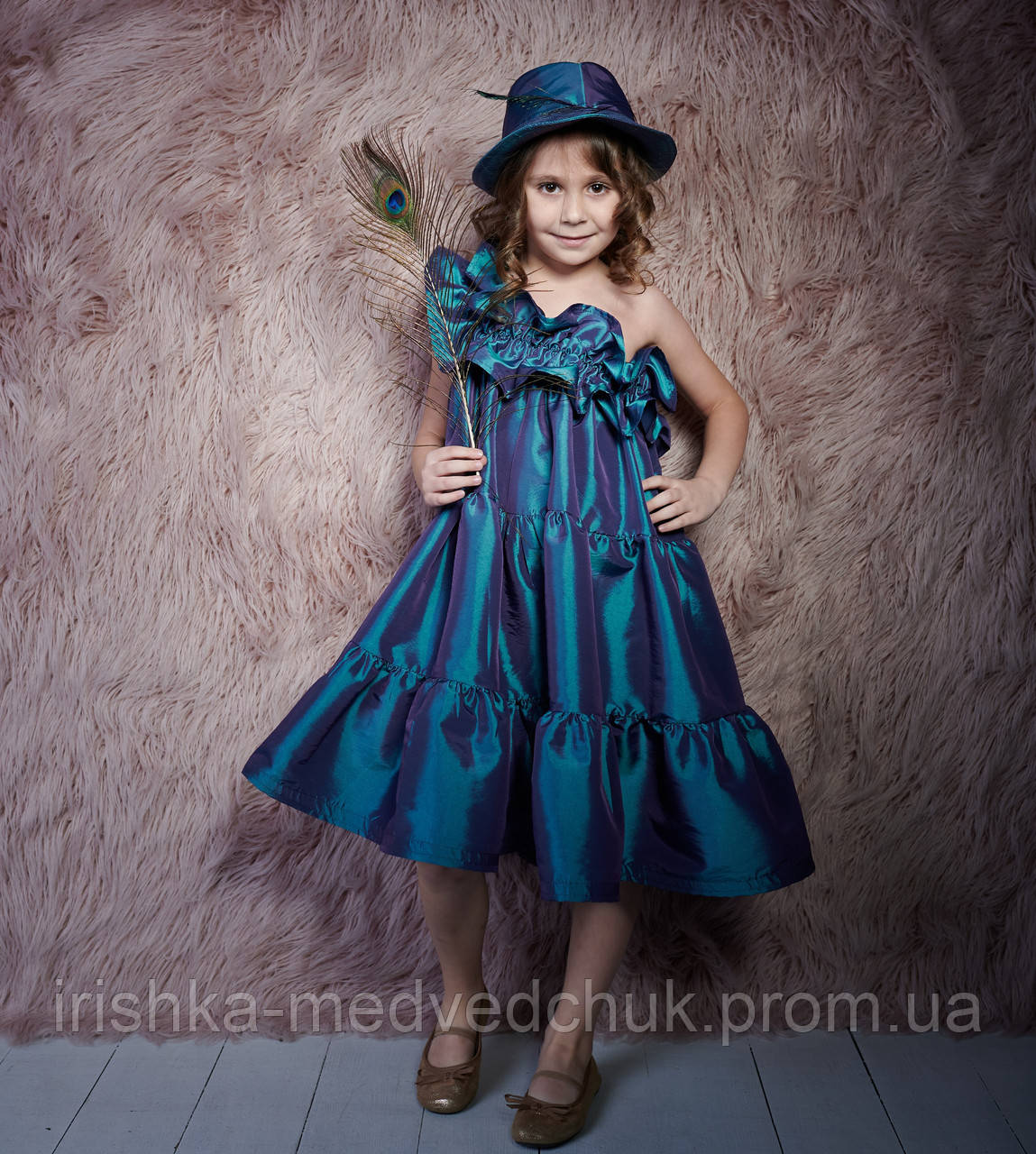Платье Павлин Eirena Nadine (LD-152-70) свободного кроя Бирюзово фиолетового цвета