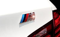 Металлическая наклейка на багажник для BMW в стиле "M"