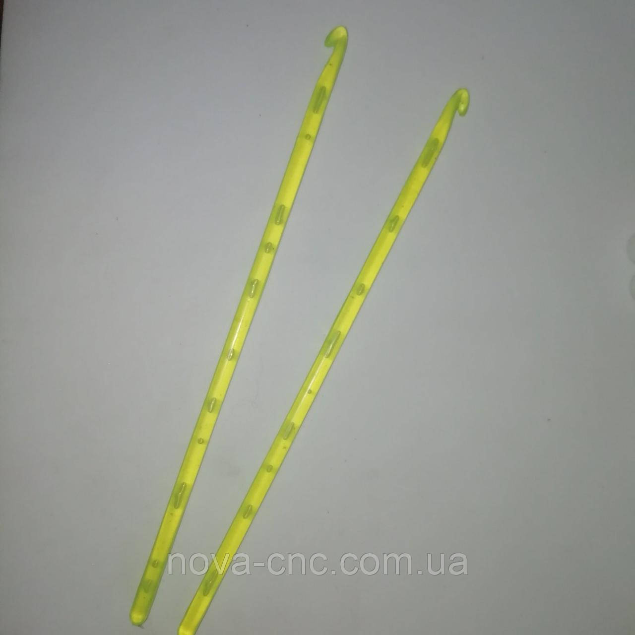 Гачки для в'язання пластмасові Розмір 5 мм Паковання 25 штук