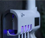 Диспенсер для зубної пасти | тримач зубних щіток із дозатором Toothbrush sterilizer | УФ-стерилізатор щіток, фото 9