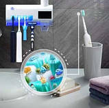 Диспенсер для зубної пасти | тримач зубних щіток із дозатором Toothbrush sterilizer | УФ-стерилізатор щіток, фото 10