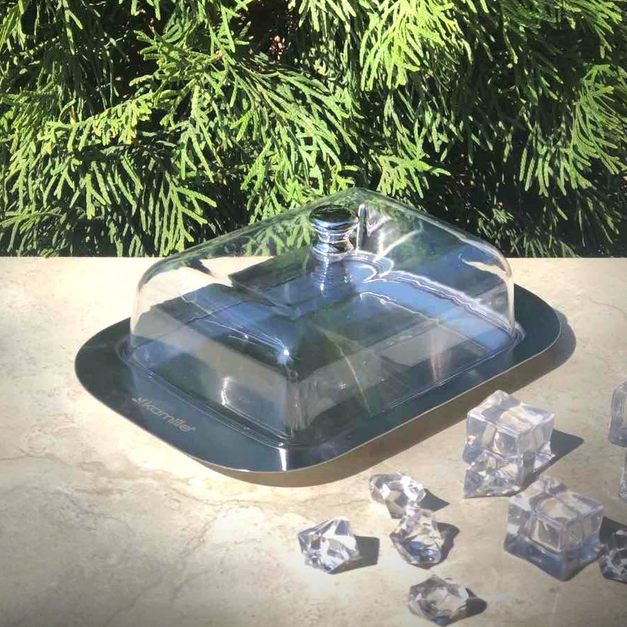 Маслянка металева з пластиковою кришкою Kamille