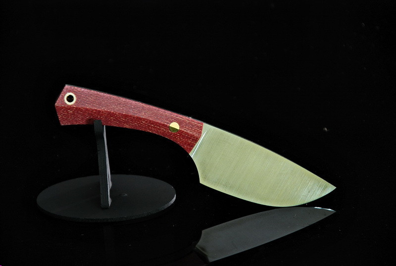 Нож ручной работы "Шкурник" 95х38х5мм с ручкой из микарты