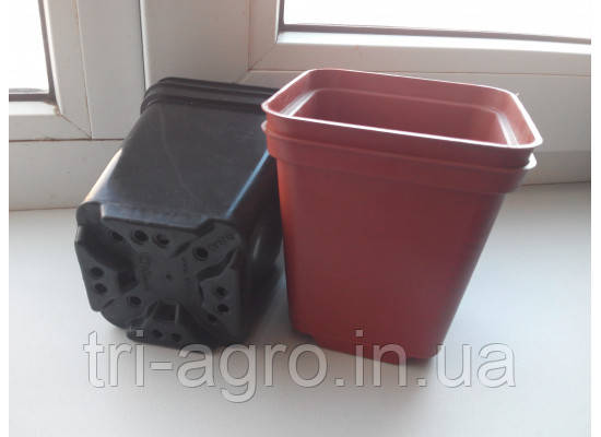 Горщик d15*15*15см 3л чорний (квадратний)