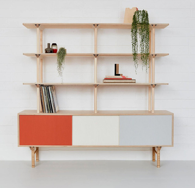 Шкаф из гибкой фанеры сейба