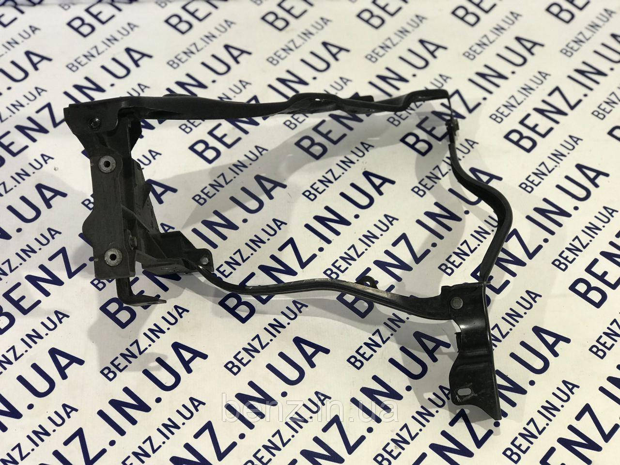 Рамка фари зліва Mercedes W212, S212 рестайл A2126200500