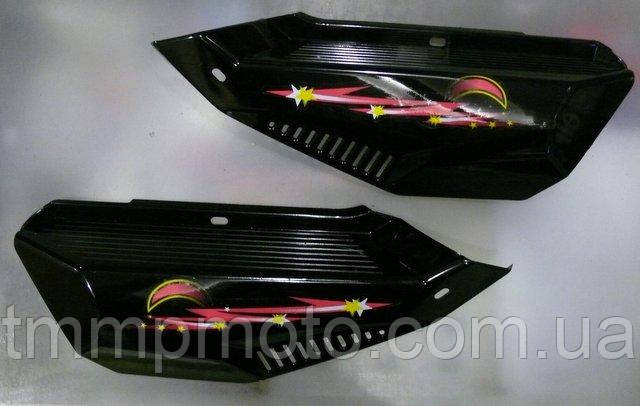 Пластик боковой / боковая крышка Дельта (пара) черная Пластик боковой / боковая крышка Дельта (пара) черная