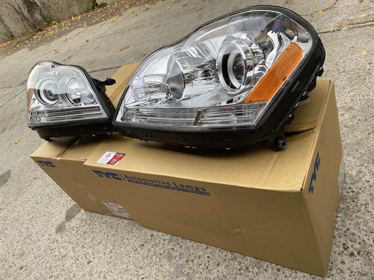 Фари Mercedes GL W164 2008-2012 USA Type