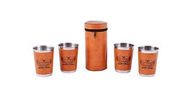 Рюмки у шкіряному чохлі Найкращий Мисливець (4 шт.) NoPM-22-2