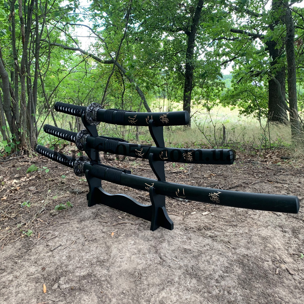 Набір сувенірних катан 3 в 1, підставка в комплекті