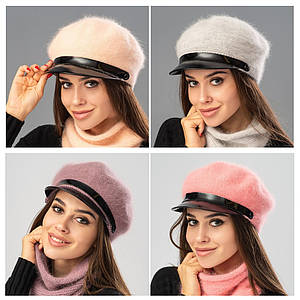 Кепі жіноча з козирком різні кольори