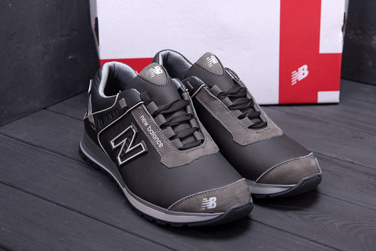 Чоловічі кросівки темно-сірого кольору шкіряні