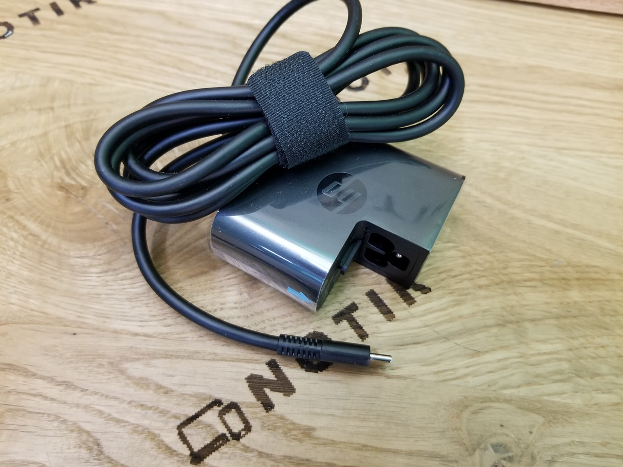 Адаптер живлення HP 45W USB-C Power Adapter (TPN-DA07)