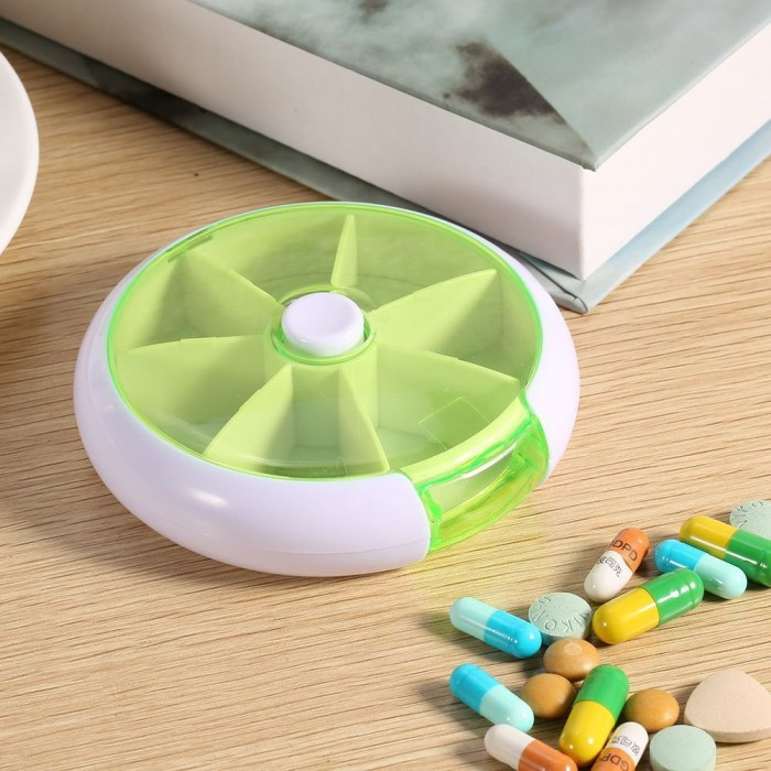Кругла кишенькова таблетниця на 7 відділень Pill Box Салатова