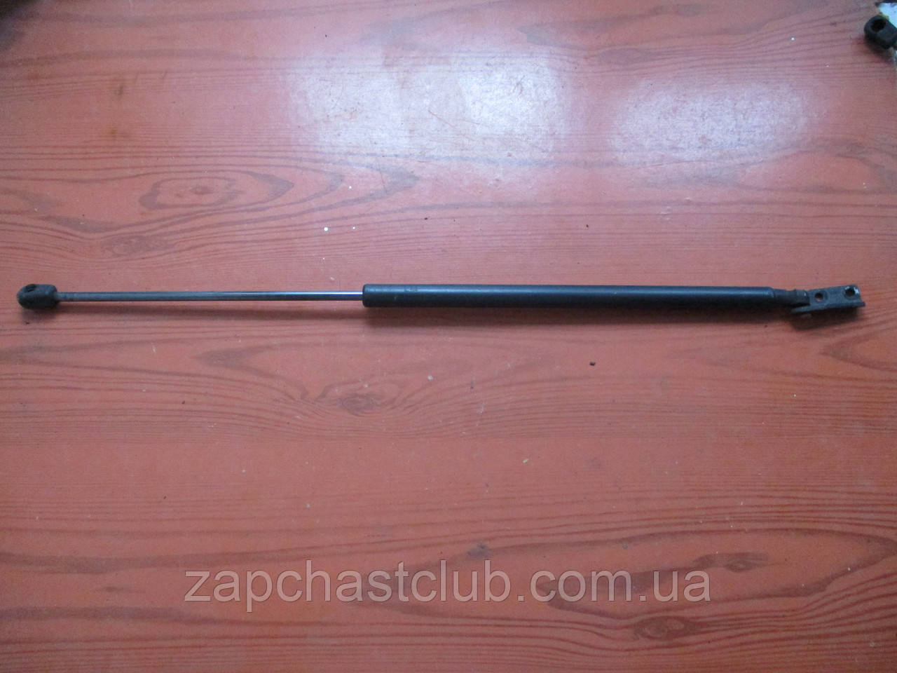 Амортизатор кришки багажника правий хетчбек 5802A132 993000 Lancer X Mitsubishi, фото 1