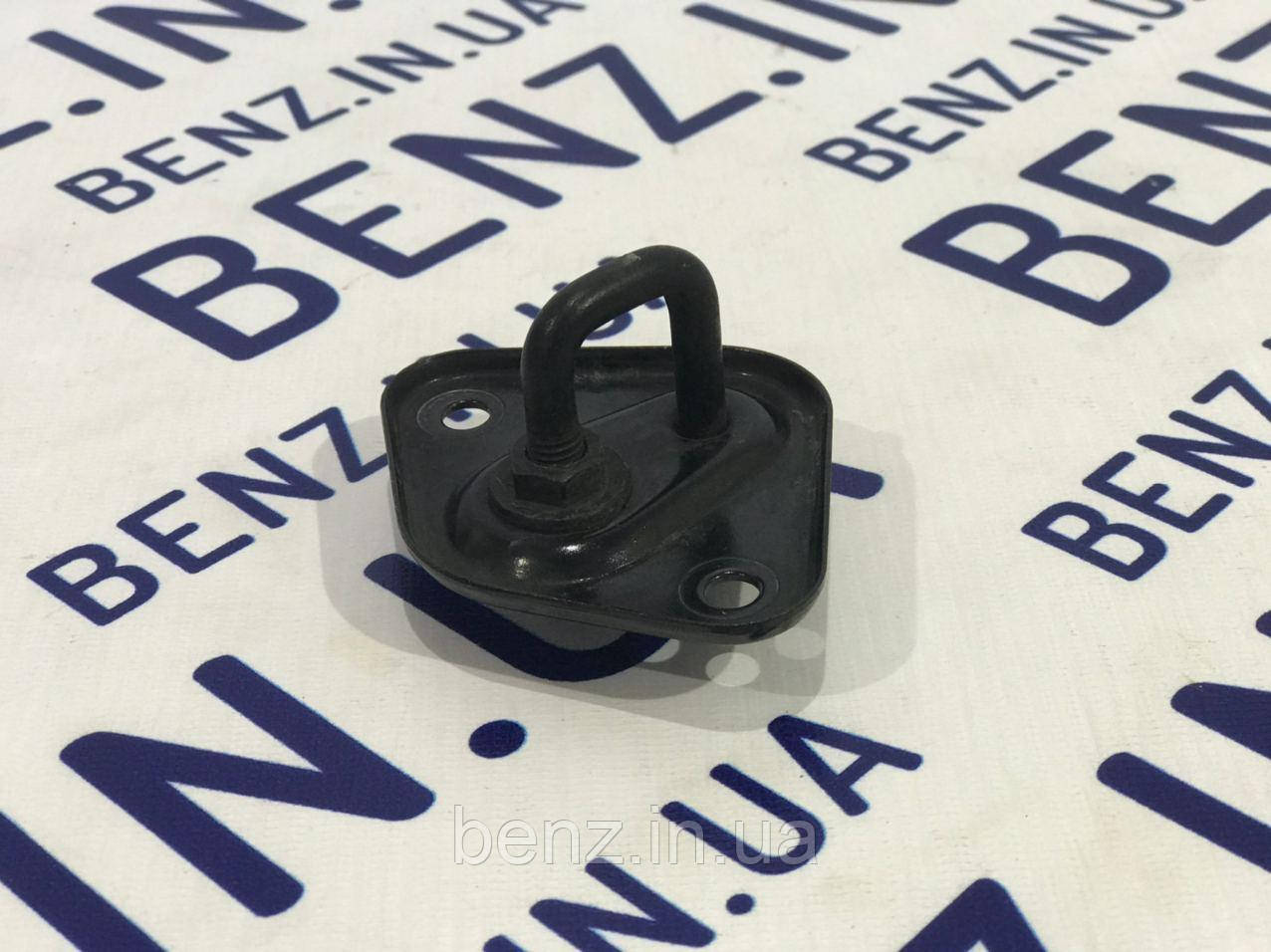 Скоба замка капота Mercedes W212, W204, C207 A2128800060