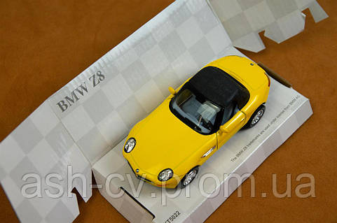 ミニカー BMW Z8 BMW Z8 model scale 1:64