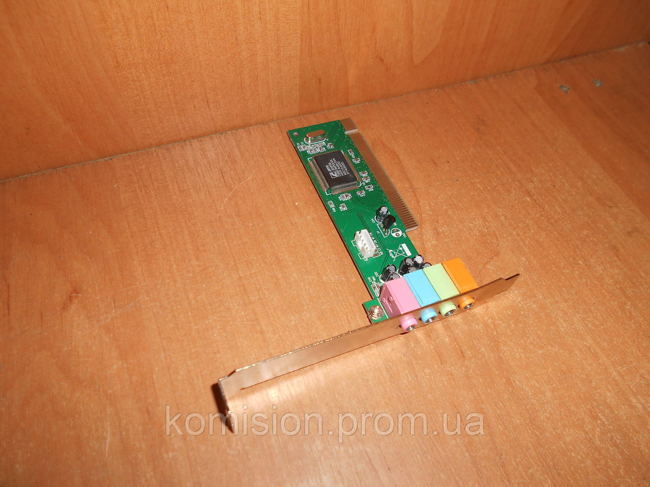Звукова карта C-Media PCI для комп'ютера