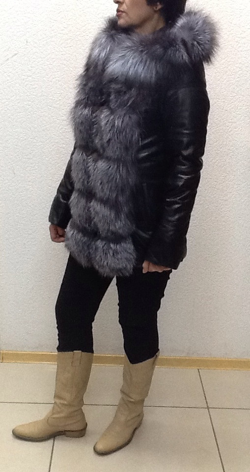 Кожаная женская куртка черная натуральная с капюшоном съемные рукава с мехом лисы - фото 4 - id-p178495279