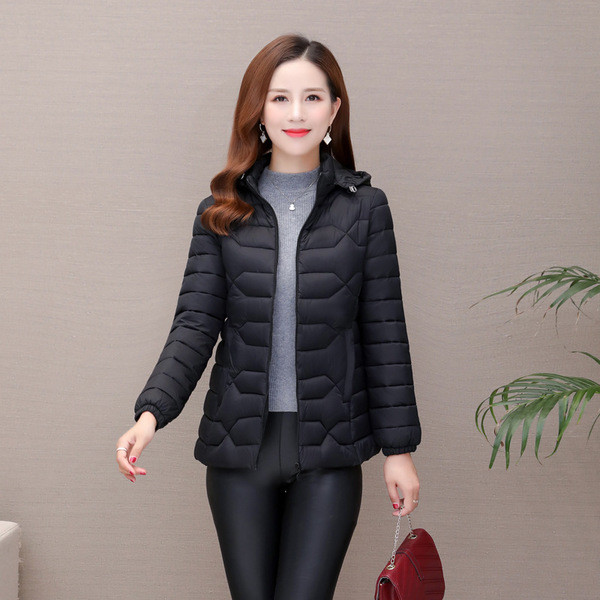 Куртка жіноча коротка стьобана чорна 6XL