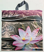 Пакет із петльовою ручкою, спр. ламінір."Лотос" (44х43+3) 95 мк КВС (50 шт)