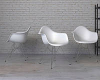 Розкішне крісло на хромованих ніжках Leon Chrom ML для барів, кафе, ресторанів, стильних квартир білий