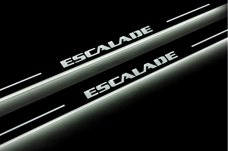 Накладки на пороги з підсвічуванням для Cadillac Escalade IV (2014-2020), фото 1