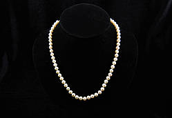 Кольє з перлів