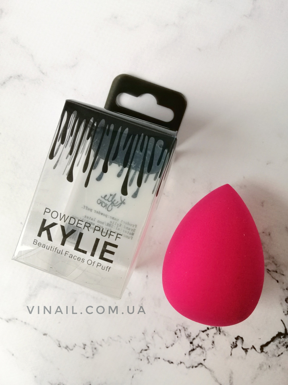 СПОНЖ ДЛЯ МАКІЯЖА KYLIE POWDER PUFF, 5,5Х4 СМ, КОЛІРЮЄ РОТОВИЙ