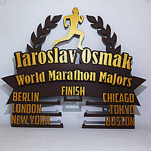 Медальниця для бігу. Холлдер для медалей для бігу Марафон. Для марафонця