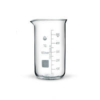 Стакан термостійкий для дистиляту, спирту, рідини. Лабораторний мірний стакан 600 мл (3i шкалою) ДСТУ 25336-82