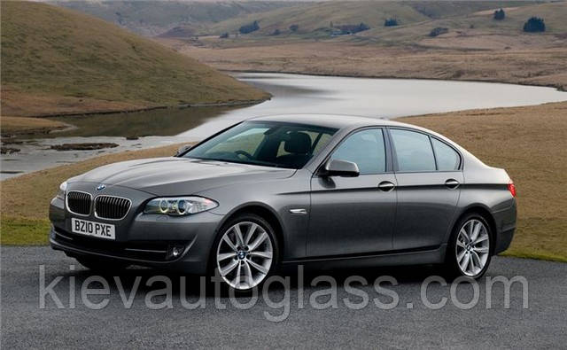 Лобове скло на BMW 5 SER<unk> ES F10 523-540