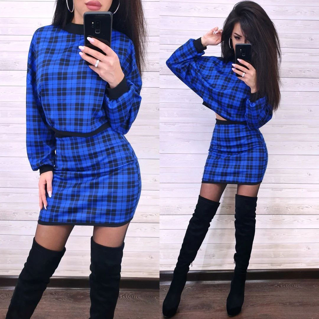 Костюм вільна кофта з візерунком і спідниця міні