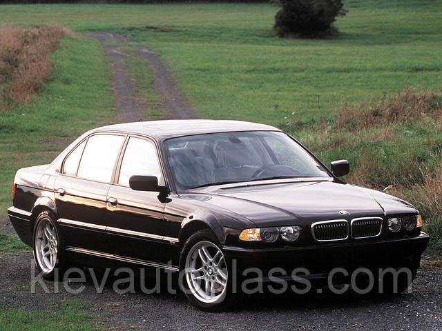 Лобове скло на BMW 7 SER ⁇ ES E38 728-750