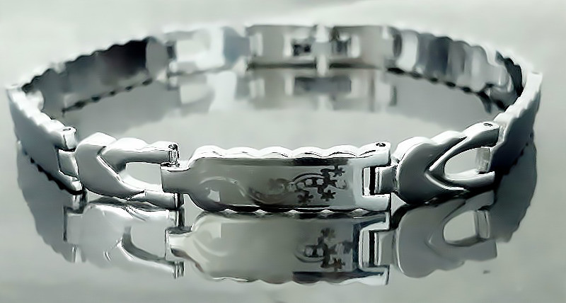 Браслет Аthena зі сталі. Родій. Довжина: 20 см. Ширина: 7 мм.