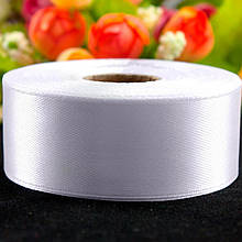 Атласна стрічка 25 мм (23м.) біла