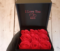 Подарочный набор мыла из роз, красные 9 бутонов