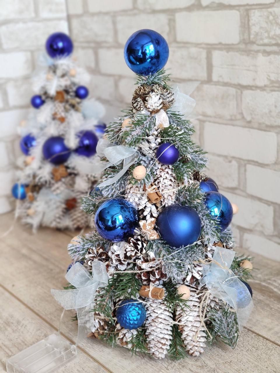 Ялинка з кулями і лід підсвічуванням , вис. ялинки 42-45 см, фото 1