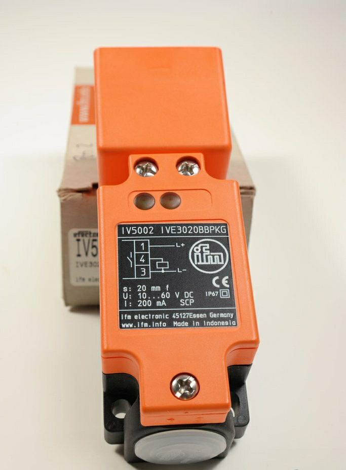 IV5002 IFM Датчик індуктивний