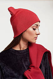 Шапка-панчоха з подвійної в'язки в червоному кольорі