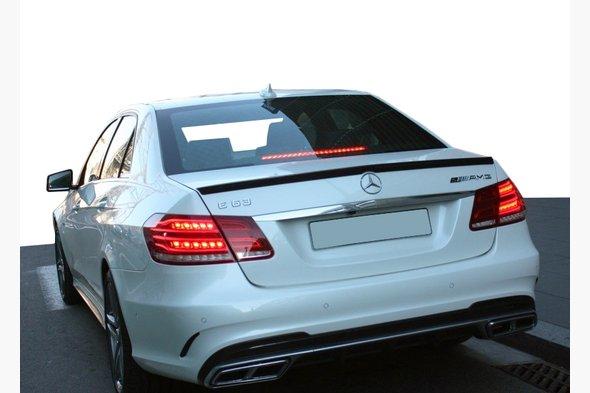 Задні ліхтарі (2 шт., рестайлінг) Mercedes E-klass W212