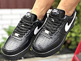 Жіночі зимові кросівки Nike Air Force шкіряні чорні з білим, фото 6