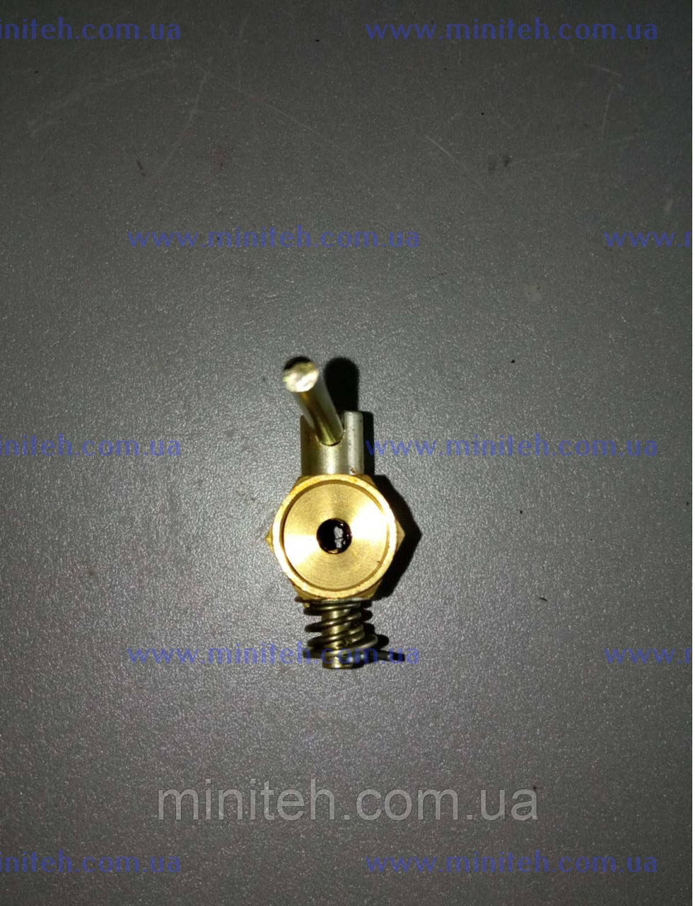 Кран зливу охолоджувальної рідини дв. R 175/180 (d-13 mm), фото 1