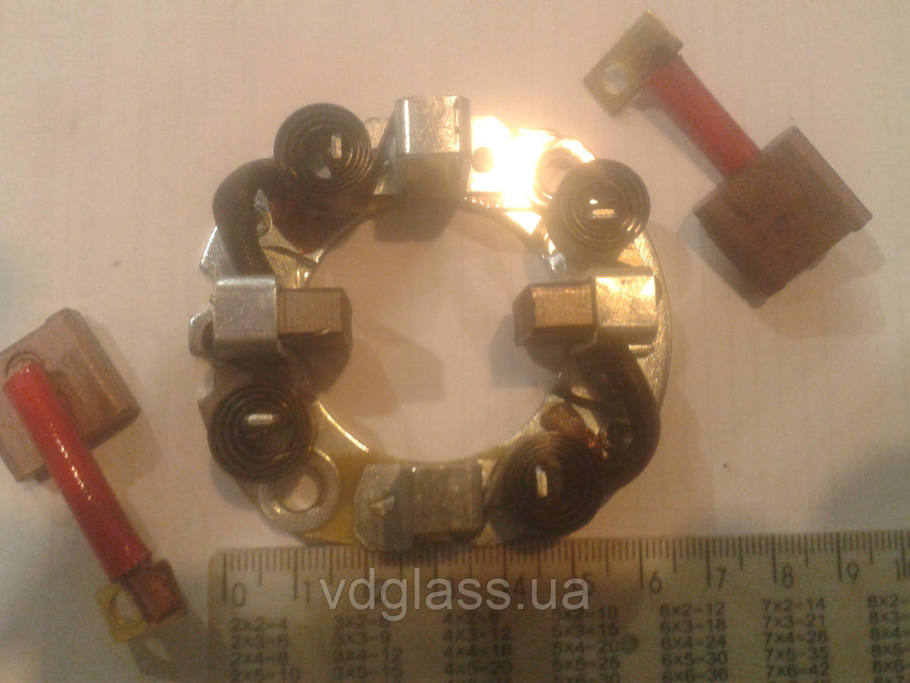 Муфта вугільних щіток стартера FAW 1031,1041 24V QDJ2538A, фото 1