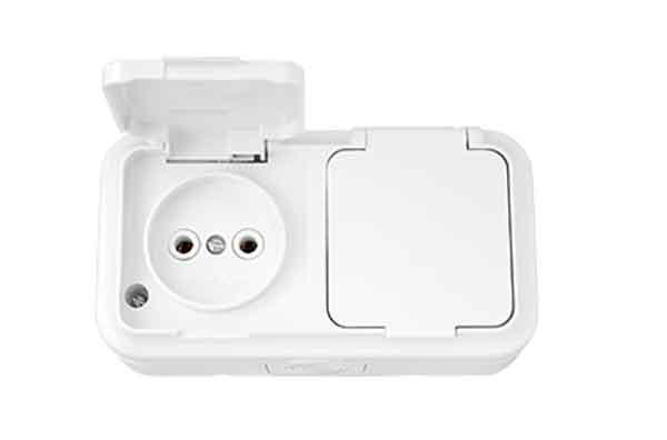 Розетка РА16-302 біла двомісна брызгозащищенная IP54, фото 1